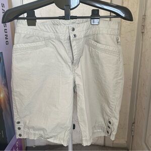 Columbia Women's Light Cream Cargo Shorts with Button-Tab Hem